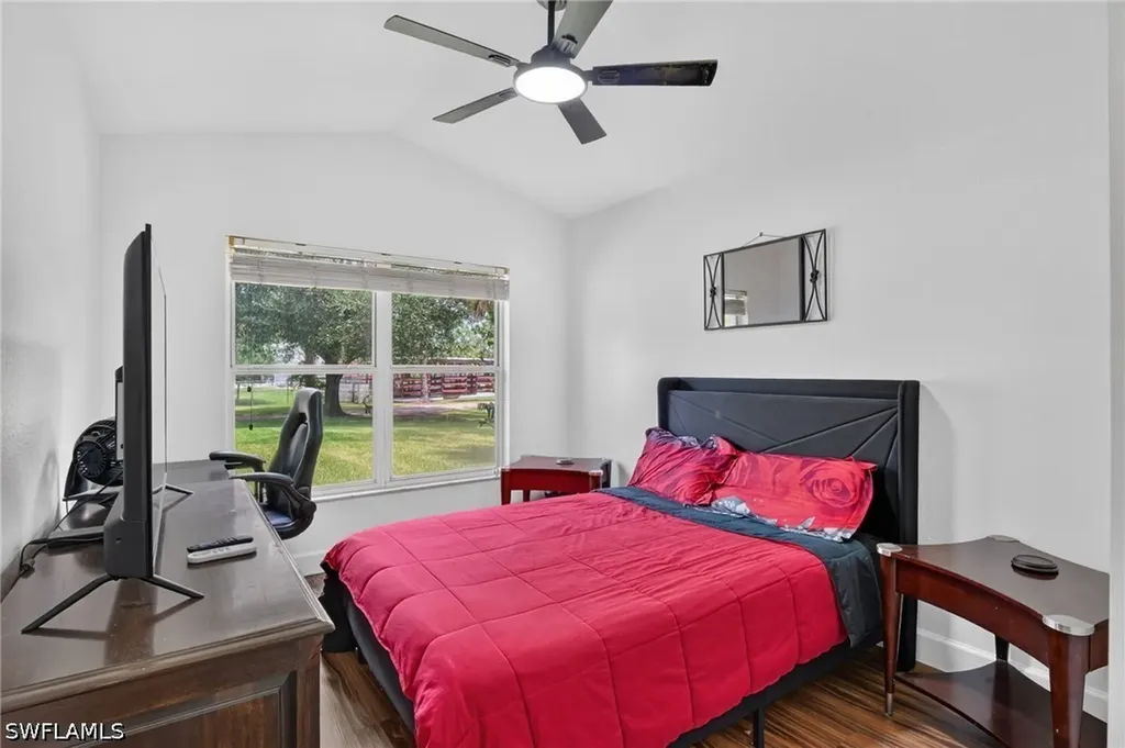 2581 4th Avenue NE Naples FL 34120