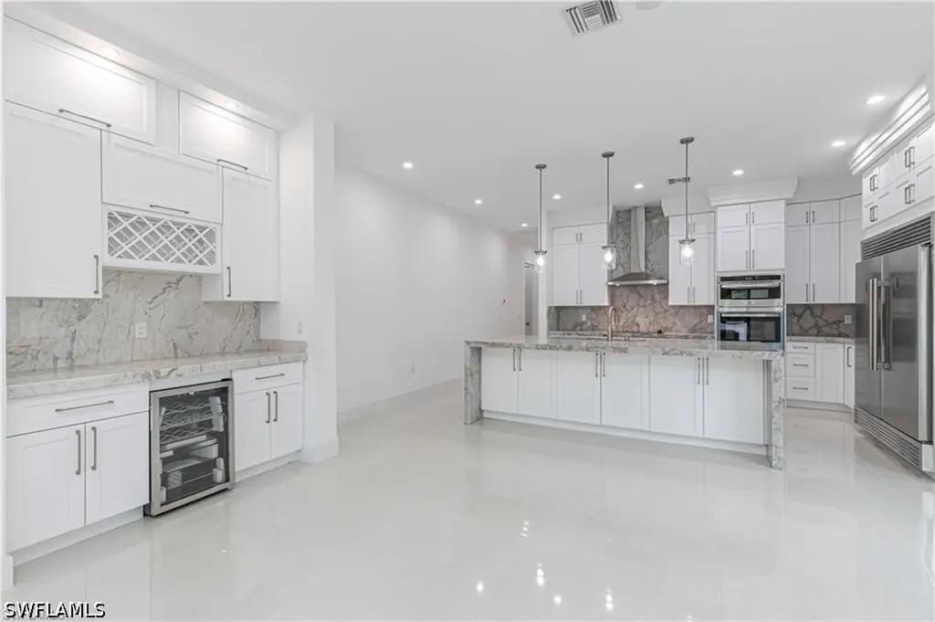 3098 Pine Tree Drive Naples FL 34112