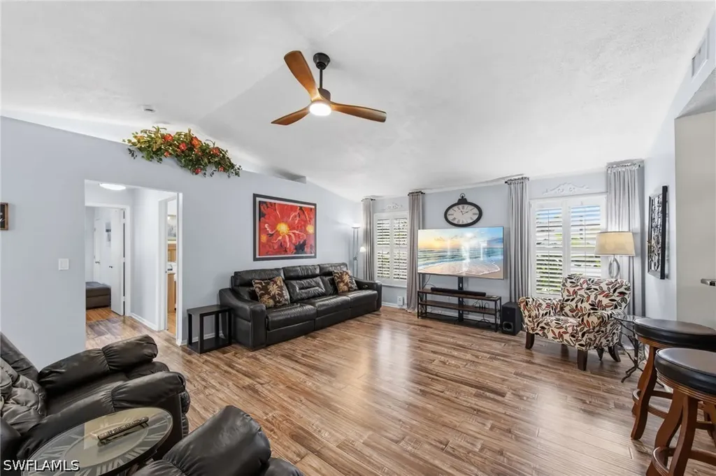 3410 Country Club Boulevard Cape Coral FL 33904