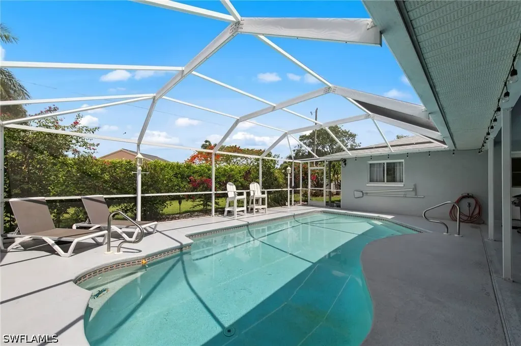 3410 Country Club Boulevard Cape Coral FL 33904