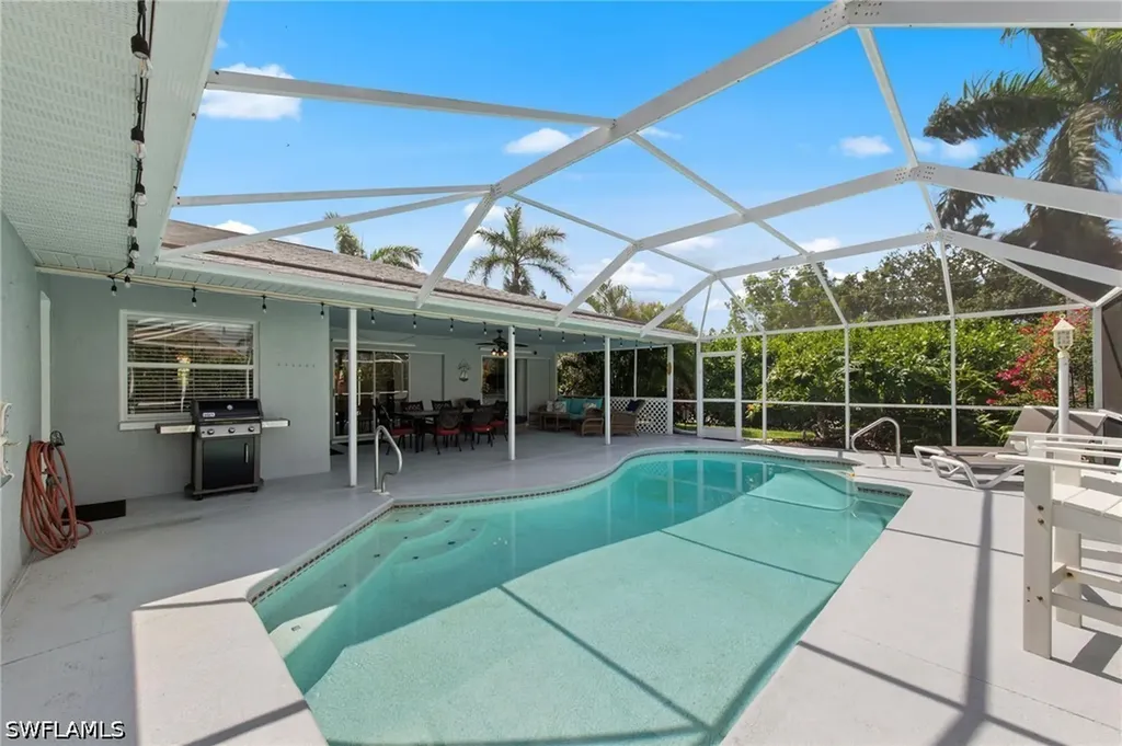 3410 Country Club Boulevard Cape Coral FL 33904