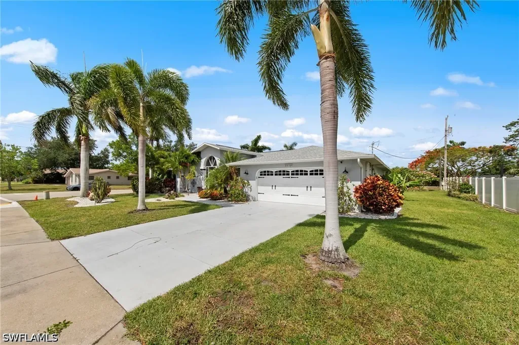 3410 Country Club Boulevard Cape Coral FL 33904
