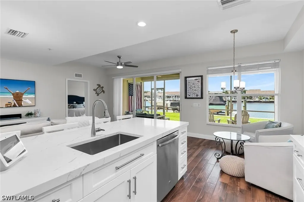370 Stella Maris Drive N Naples FL 34114