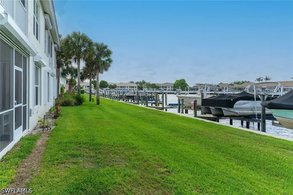 370 Stella Maris Drive N Naples FL 34114
