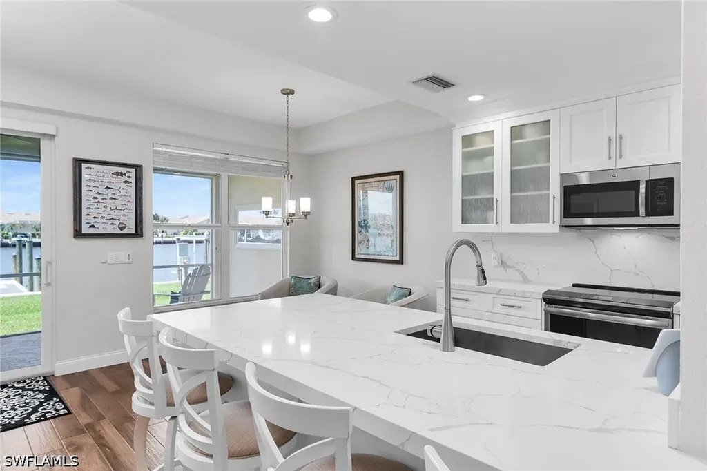 370 Stella Maris Drive N Naples FL 34114