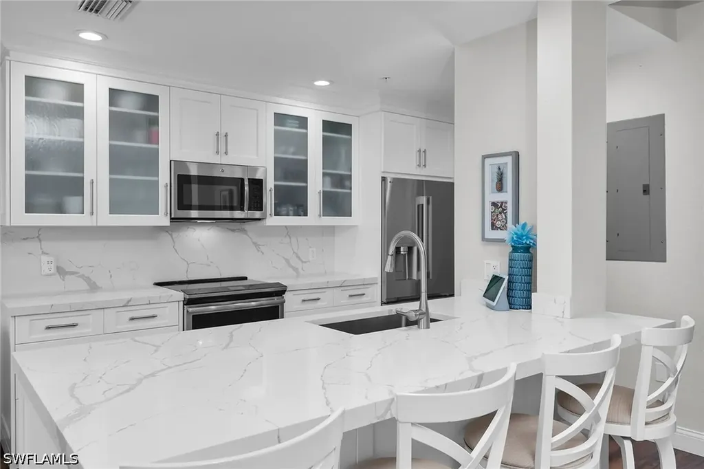 370 Stella Maris Drive N Naples FL 34114