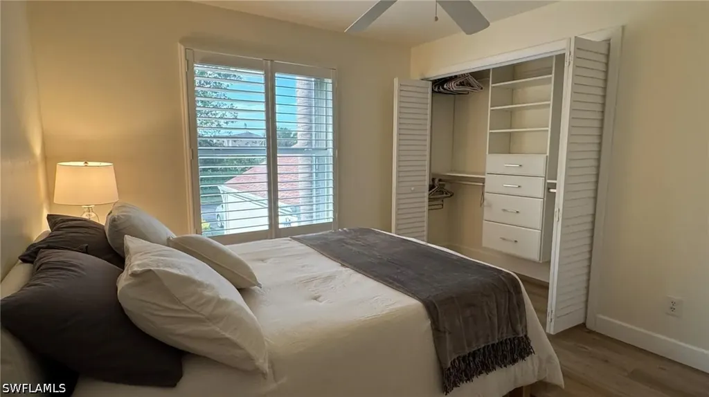 9828 Luna Circle Naples FL 34109