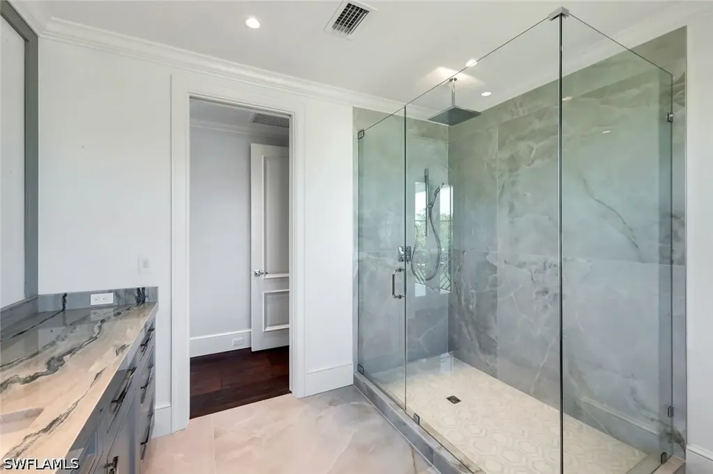 1690 Chesapeake Avenue Naples FL 34102