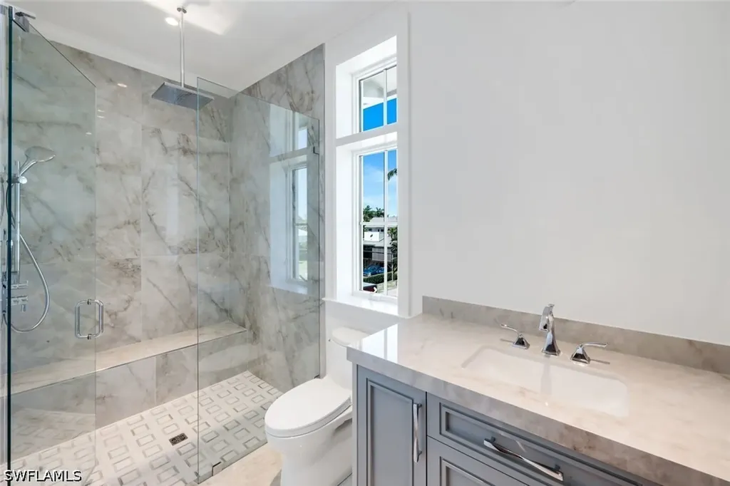 1690 Chesapeake Avenue Naples FL 34102