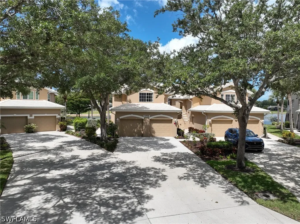 24736 Lakemont Cove Lane Bonita Springs FL 34134