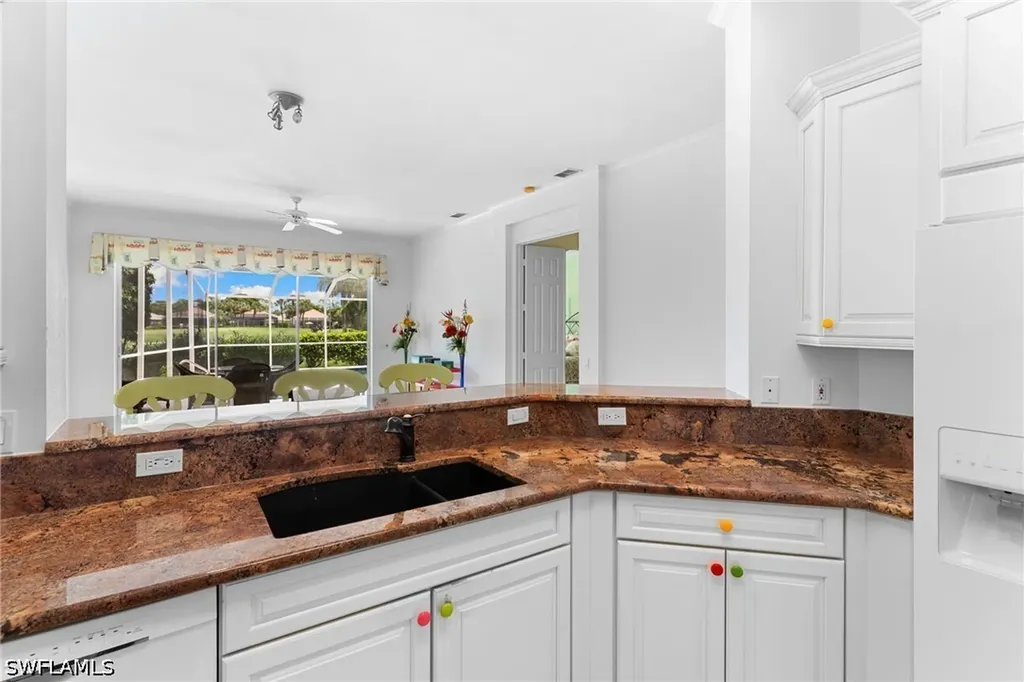 1843 Leamington Lane Naples FL 34109