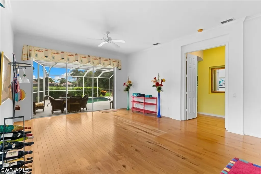 1843 Leamington Lane Naples FL 34109