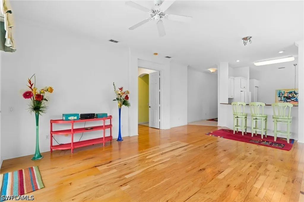 1843 Leamington Lane Naples FL 34109