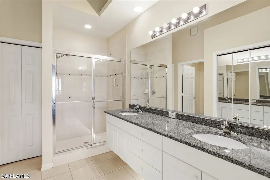 2395 Bayou Lane Naples FL 34112