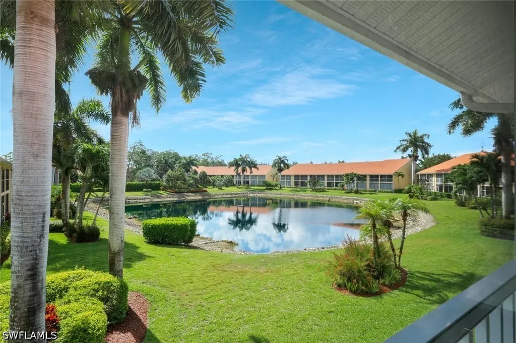 2395 Bayou Lane Naples FL 34112