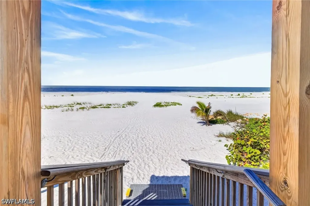 167 Mandalay Road Fort Myers Beach FL 33931