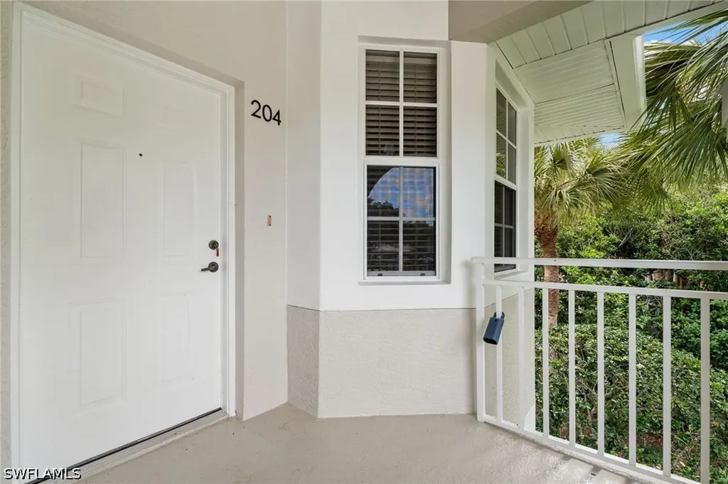 2345 Carrington Court Naples FL 34109