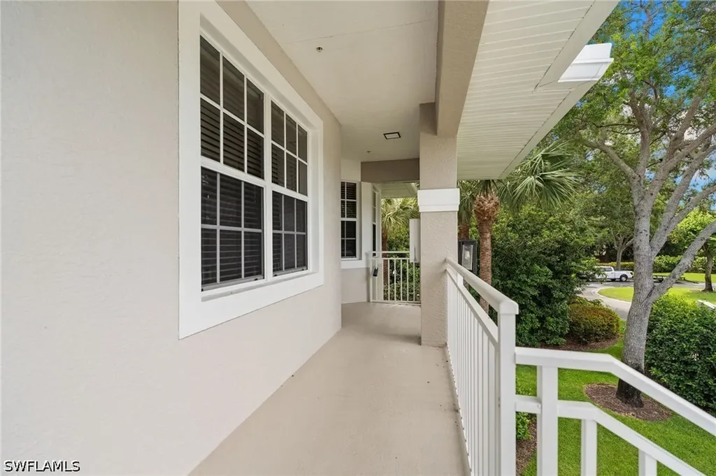 2345 Carrington Court Naples FL 34109
