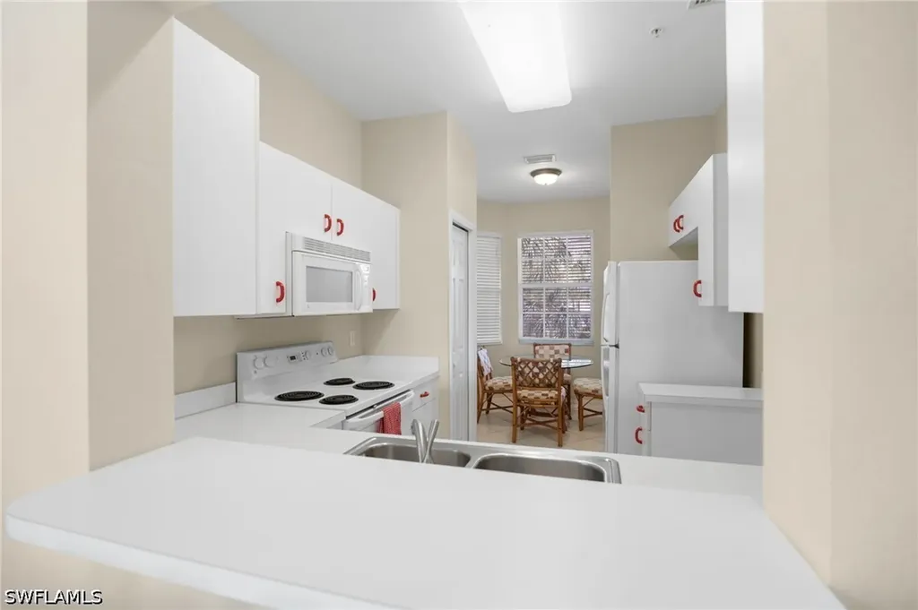 2345 Carrington Court Naples FL 34109