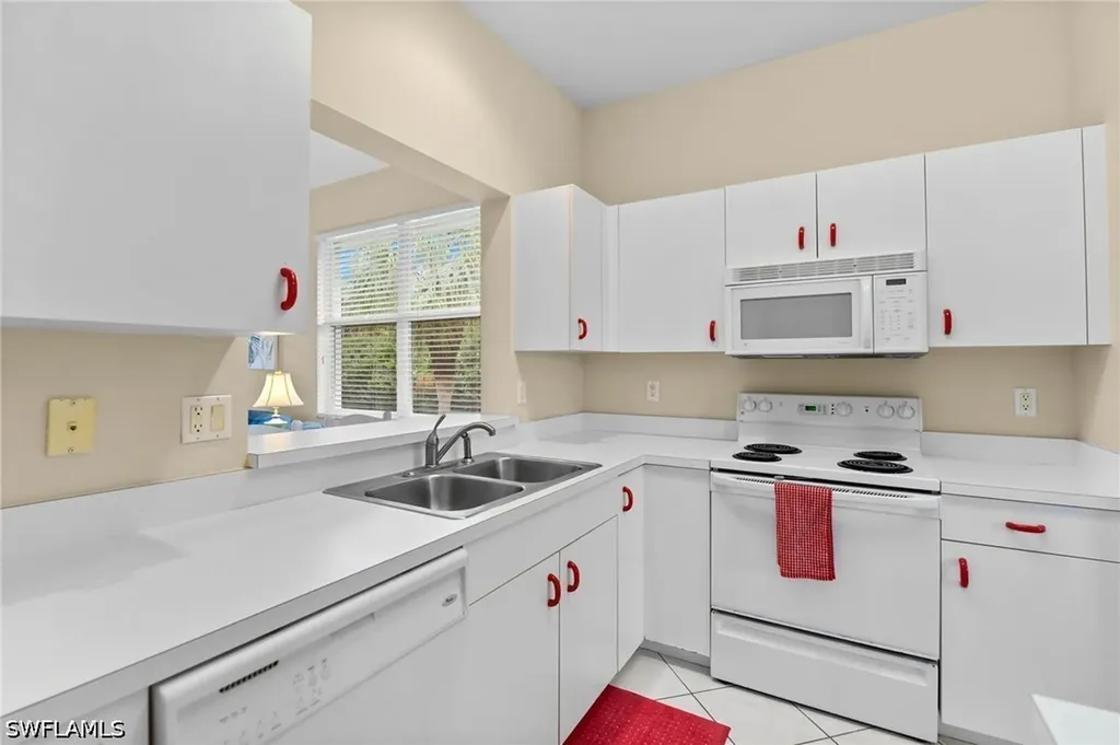 2345 Carrington Court Naples FL 34109