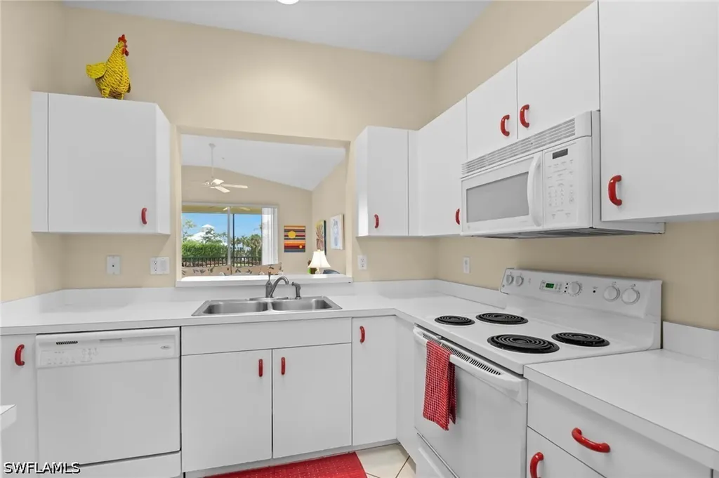2345 Carrington Court Naples FL 34109