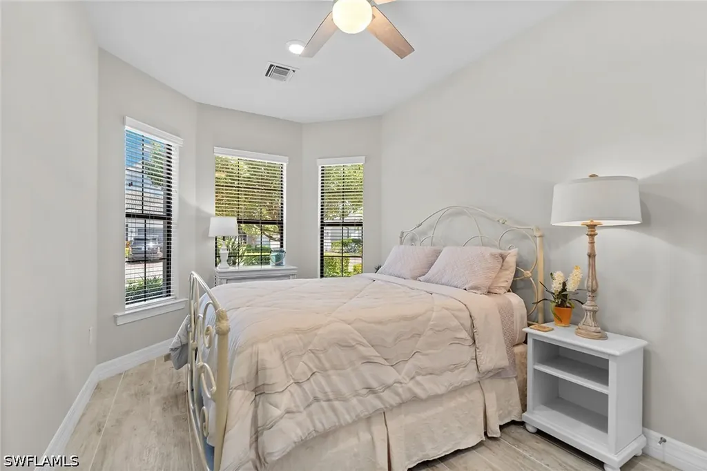 7253 Wilton Drive Naples FL 34109