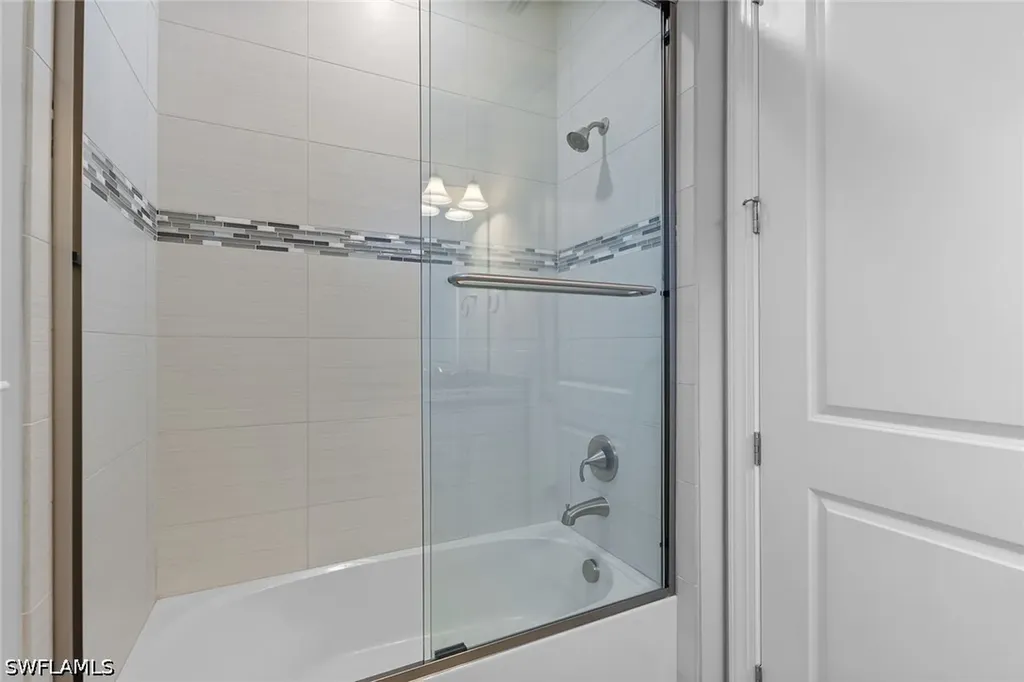 7253 Wilton Drive Naples FL 34109