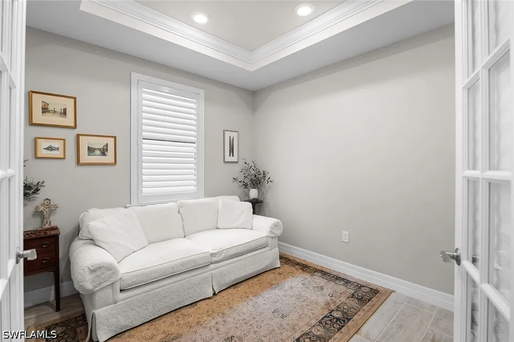7253 Wilton Drive Naples FL 34109