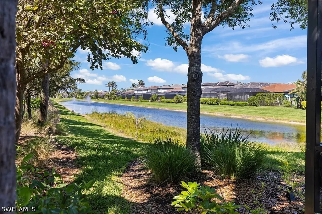 7253 Wilton Drive Naples FL 34109