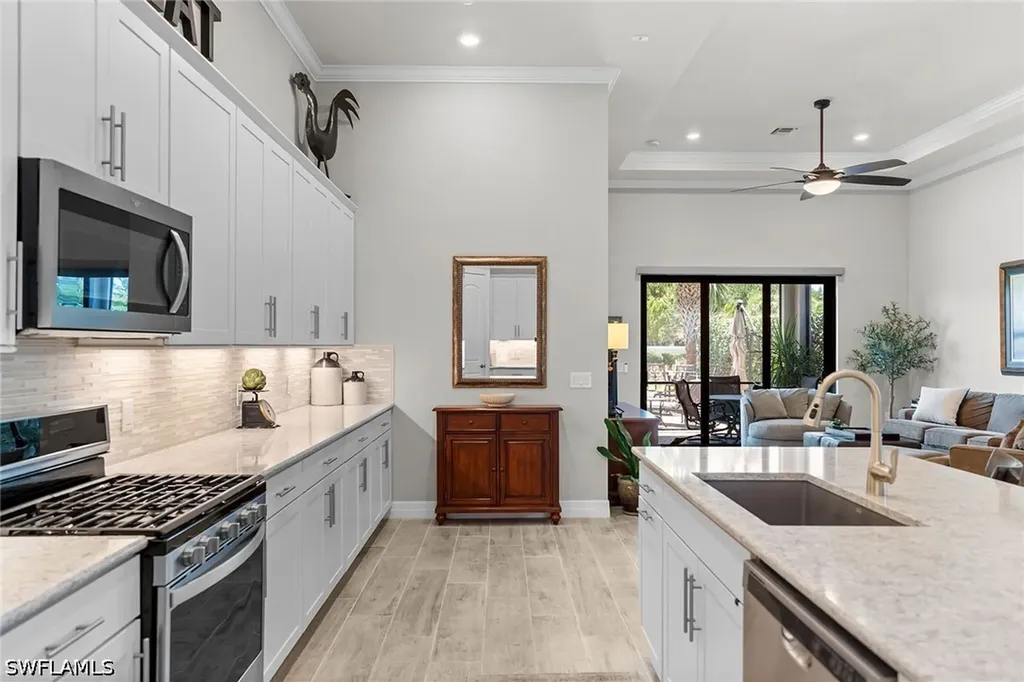 7253 Wilton Drive Naples FL 34109