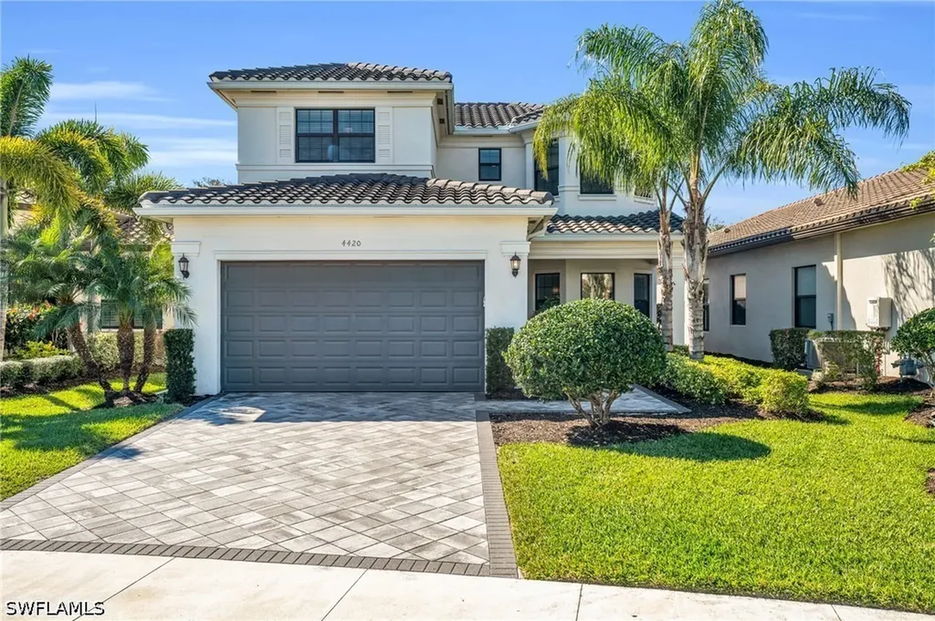 Naples FL, 4420 Aurora Street