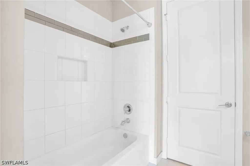 4420 Aurora Street Naples FL 34119