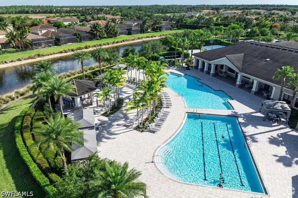 4420 Aurora Street Naples FL 34119