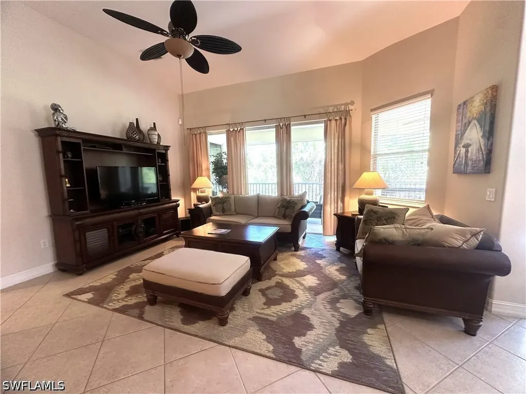 1634 Tarpon Bay Drive S Naples FL 34119