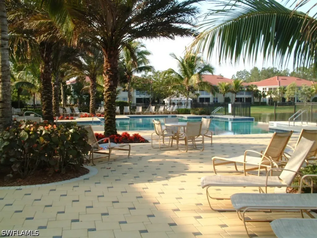 1634 Tarpon Bay Drive S Naples FL 34119