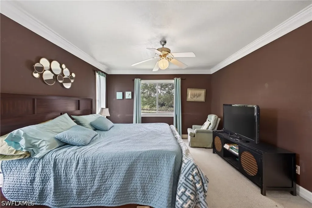 705 Luisa Lane Naples FL 34104