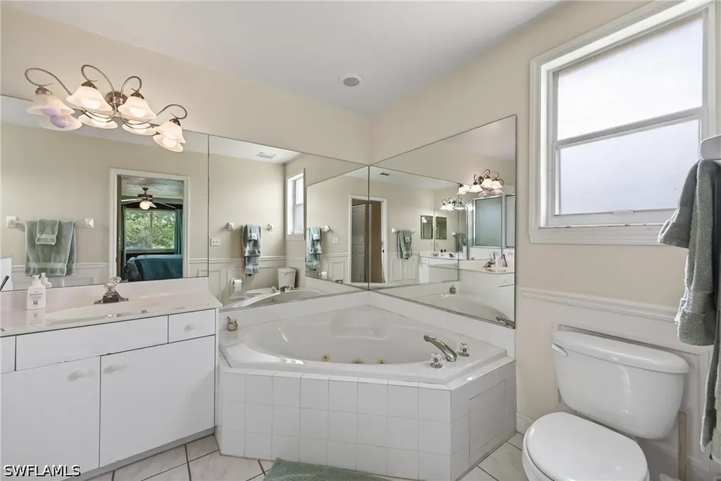 705 Luisa Lane Naples FL 34104