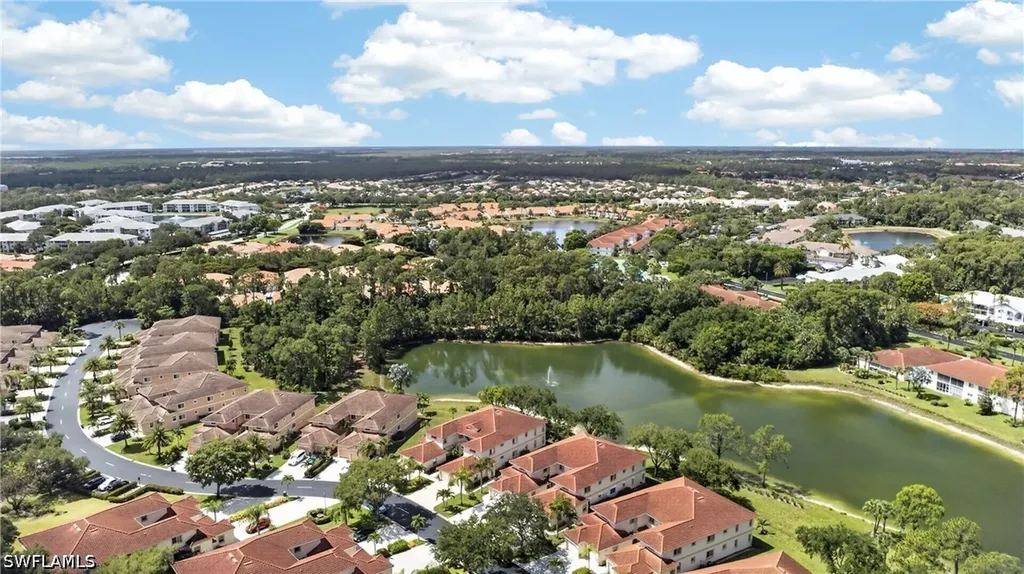 705 Luisa Lane Naples FL 34104