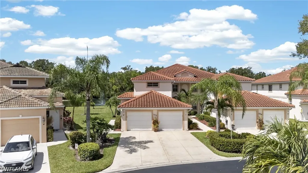 705 Luisa Lane Naples FL 34104