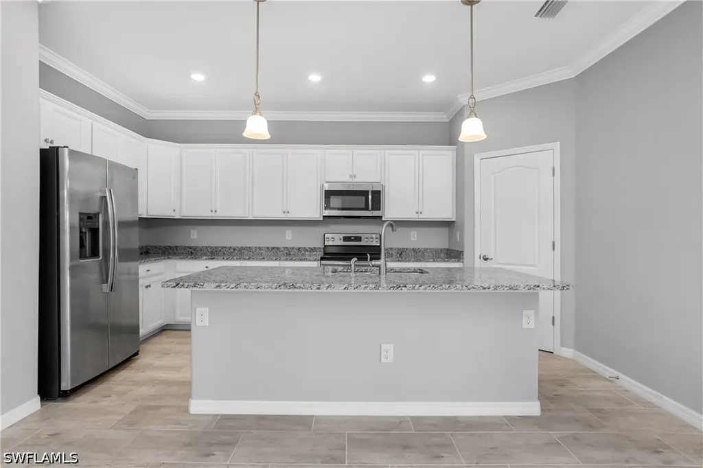 19952 Beverly Park Road Estero FL 33928