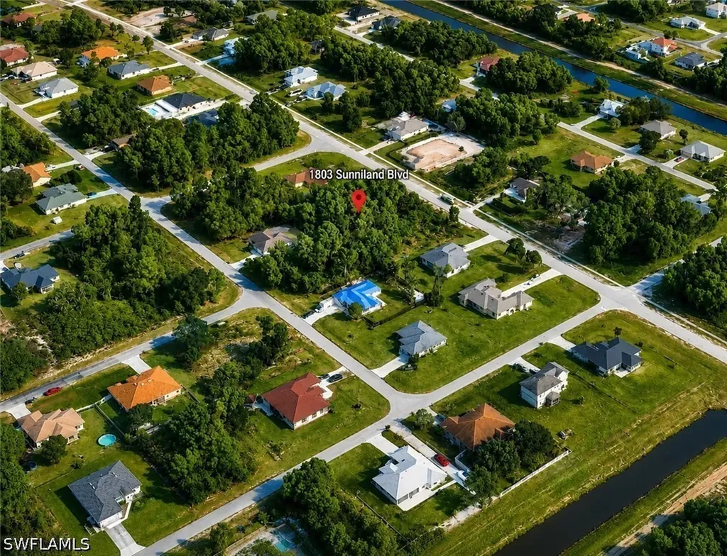 1803 Sunniland Boulevard Lehigh Acres FL 33971