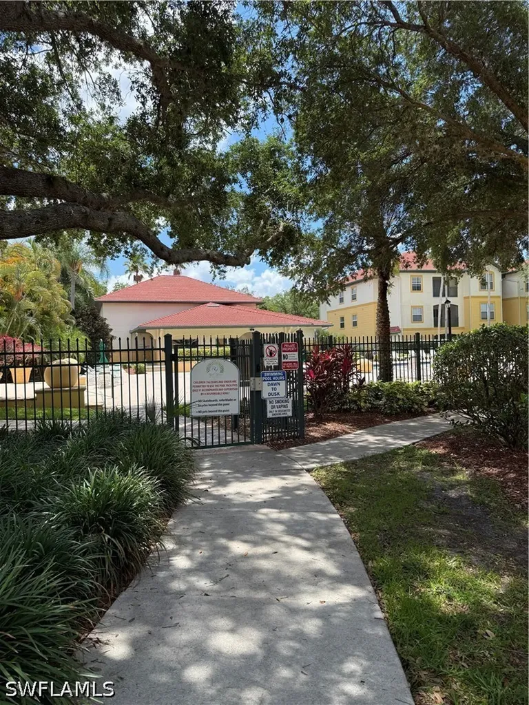 11500 Villa Grand Fort Myers FL 33913