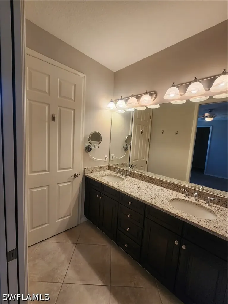 9071 Albion Lane N Naples FL 34113