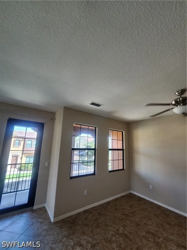 9071 Albion Lane N Naples FL 34113