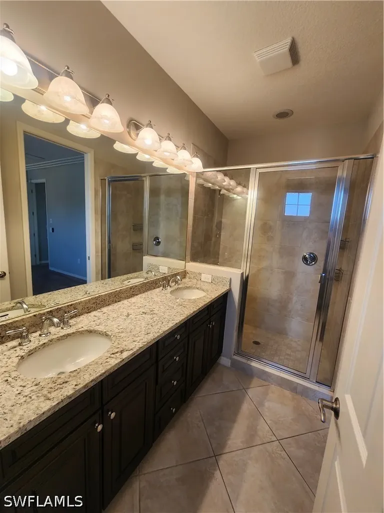 9071 Albion Lane N Naples FL 34113