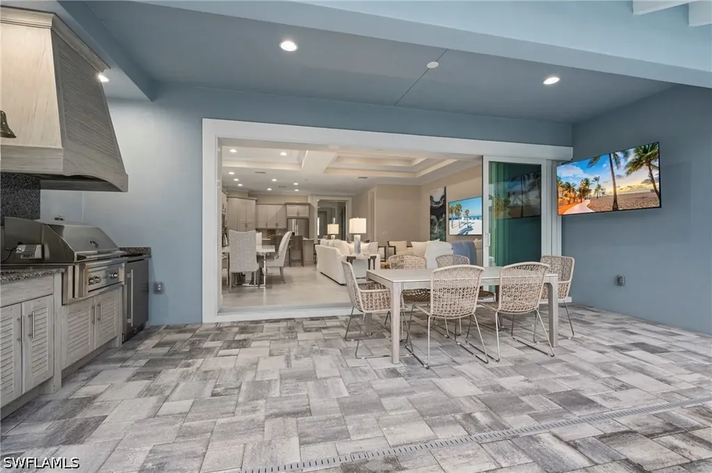 8795 Calypso Court Naples FL 34112