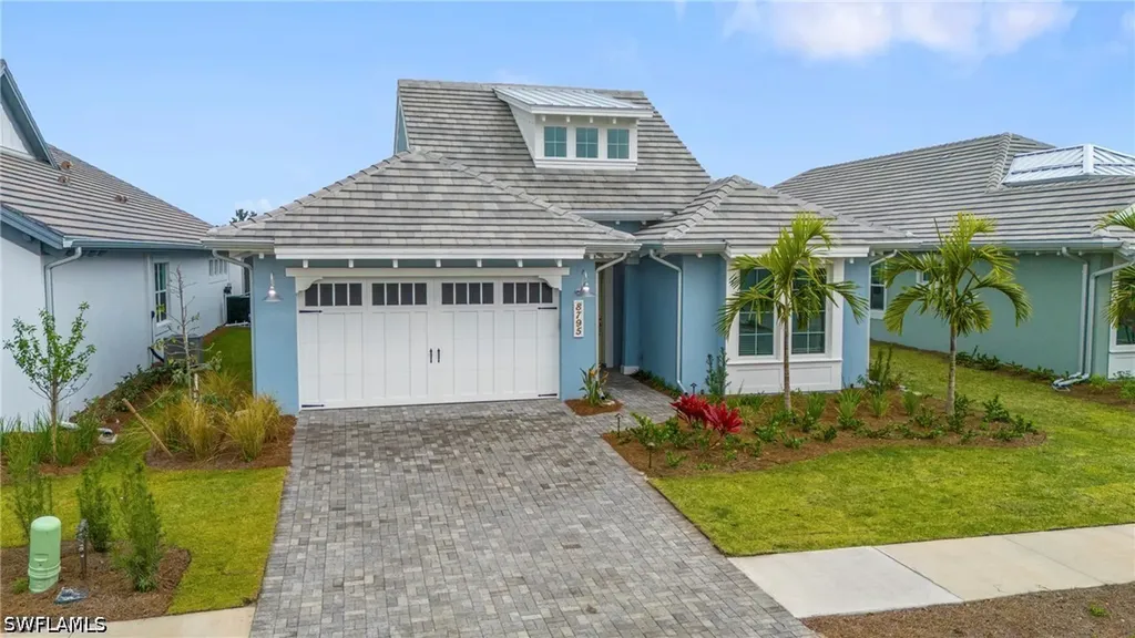 8795 Calypso Court Naples FL 34112