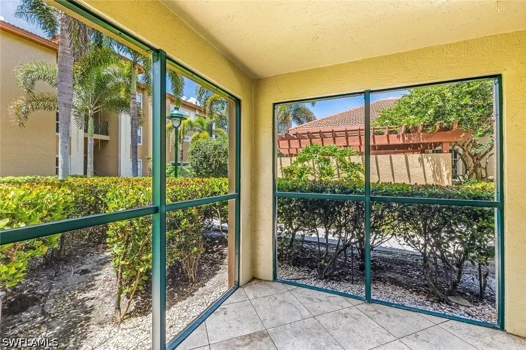 8920 Colonnades Court E Bonita Springs FL 34135