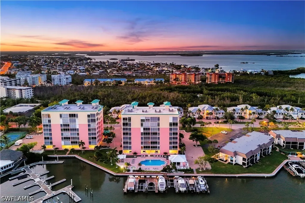 170 Lenell Road Fort Myers Beach FL 33931