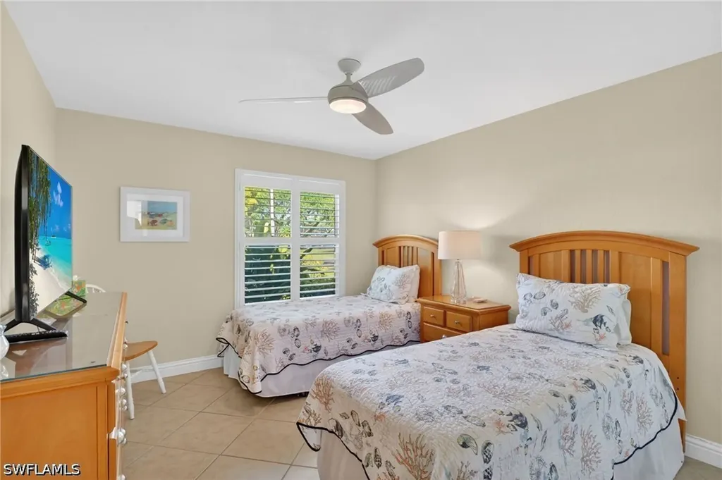 Xxx Briarwood Boulevard Naples FL 34104